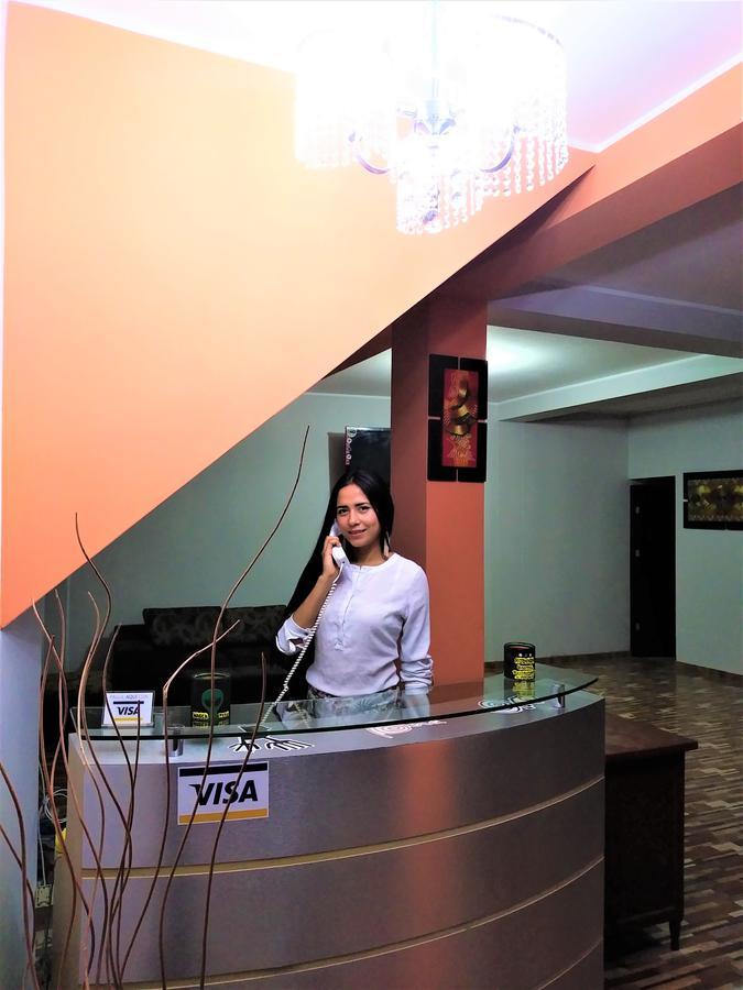 Hostal Rodinn Gobernadora Bagian luar foto