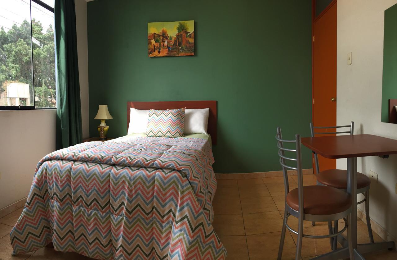 Hostal Rodinn Gobernadora Bagian luar foto