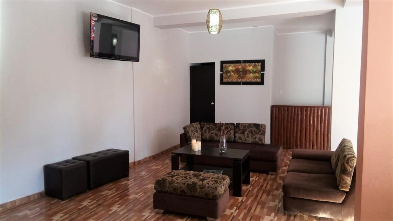 Hostal Rodinn Gobernadora Bagian luar foto